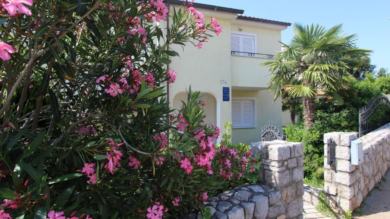 Apartments Grahovac Malinska Exterior photo