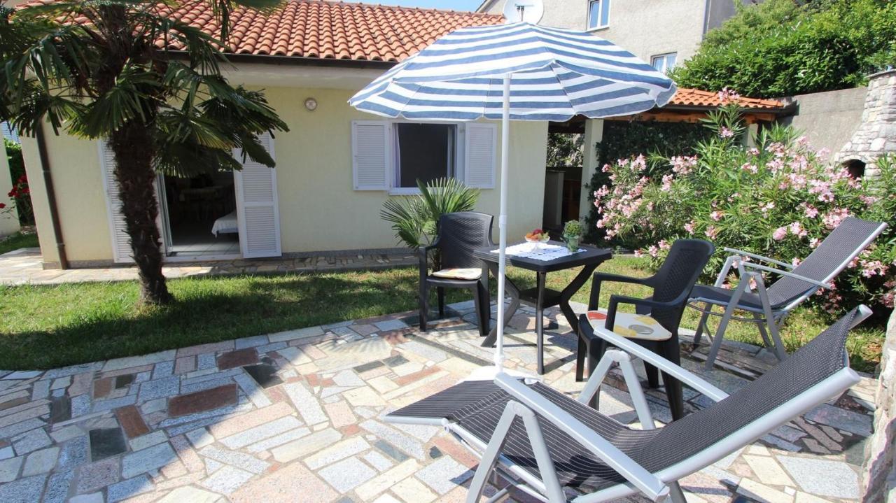 Apartments Grahovac Malinska Exterior photo